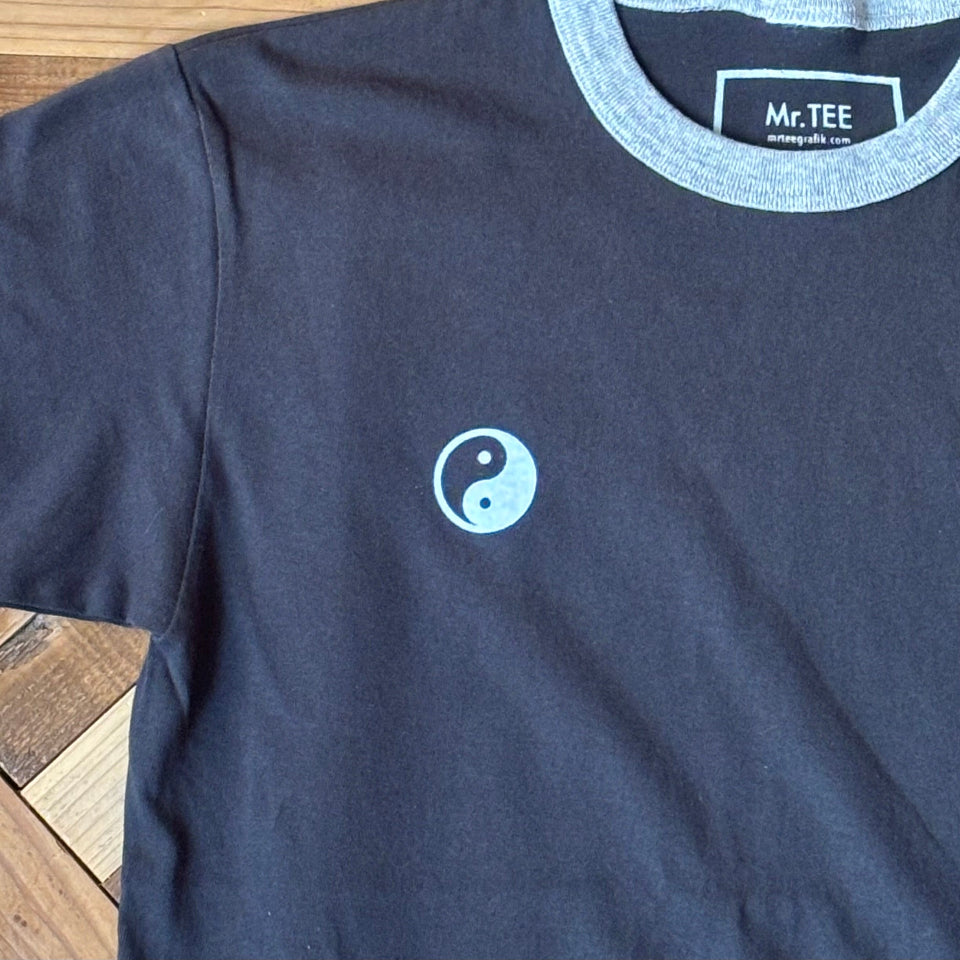 『yin and yang』Graphic Tee