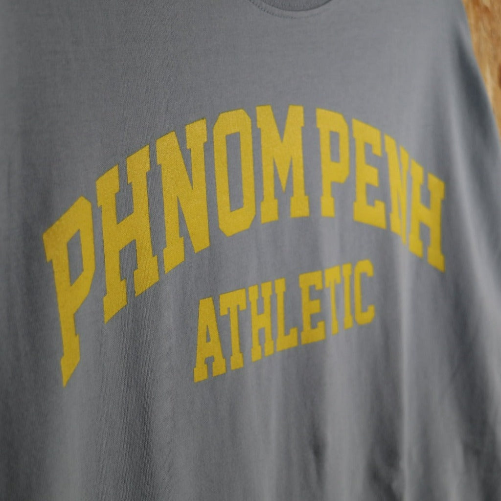 MR.TEE GRAFIK  PHNOM PENH ATHLETIC LS Tee ミスターＴグラフィック　プノンペンアスレチック　ロングスリーブＴ